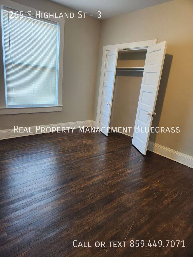 Apartment for rent at 265 S Highland St, Winchester, KY 40391