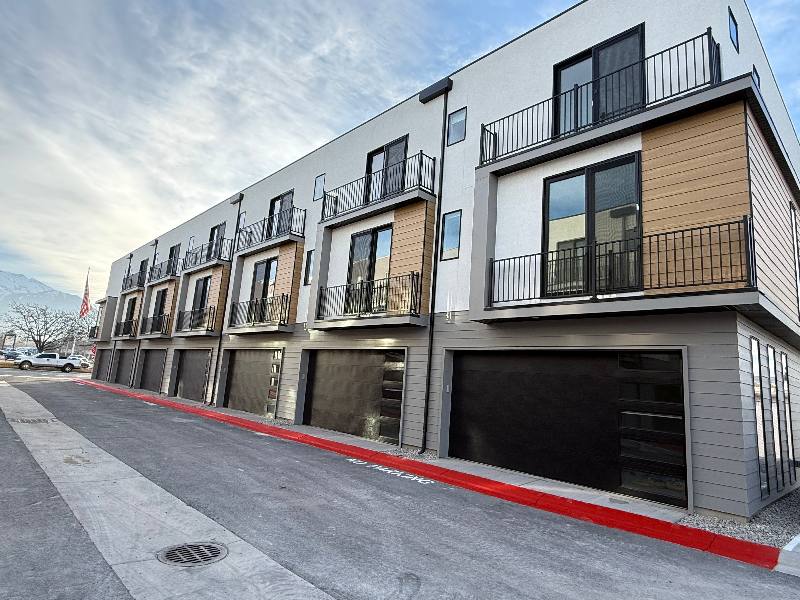 Townhouse for rent at 43 N 100 E, American Fork, UT 84003