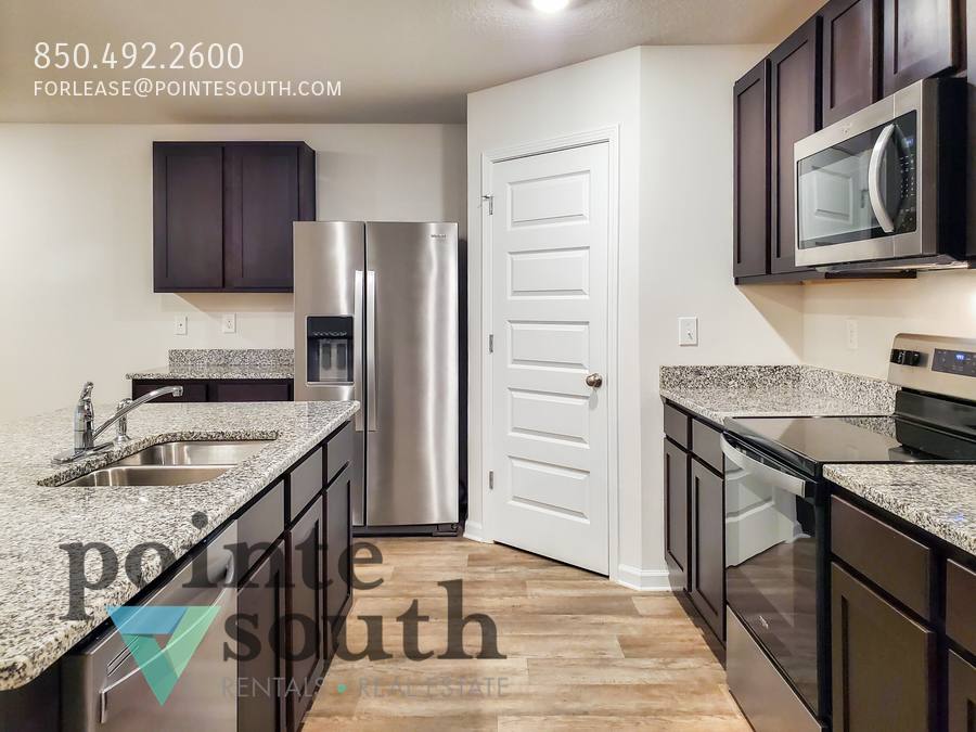 House for rent at 7332 Lakeside Oak Court, Pensacola, FL 32526