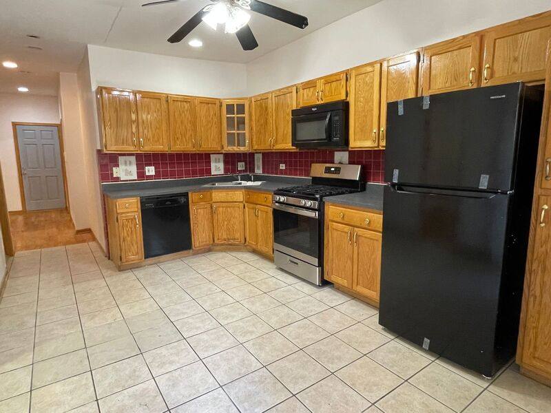 Apartment for rent at 902 N California #1R, Chicago, IL 60622