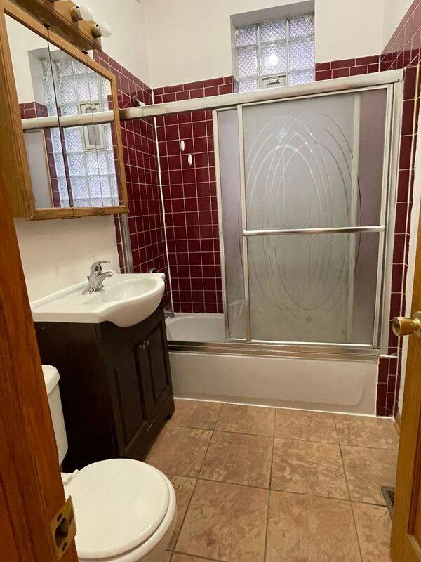 Apartment for rent at 902 N California #1R, Chicago, IL 60622