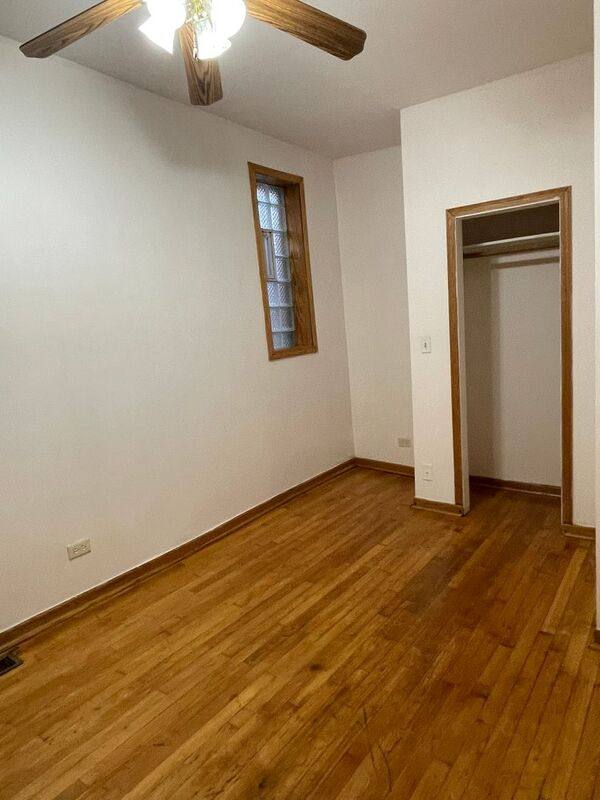Apartment for rent at 902 N California #1R, Chicago, IL 60622