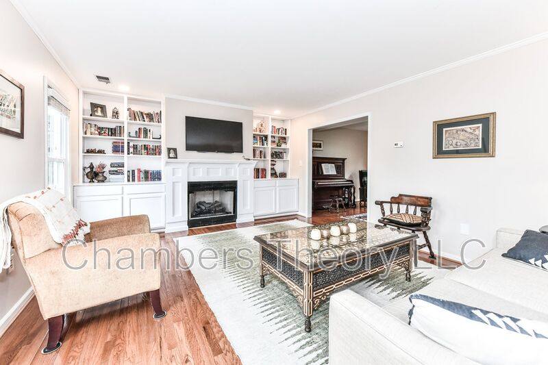 House for rent at 1350 Shallow Ford Rd, Herndon, VA 20170