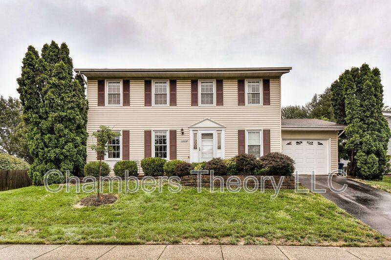 House for rent at 1350 Shallow Ford Rd, Herndon, VA 20170