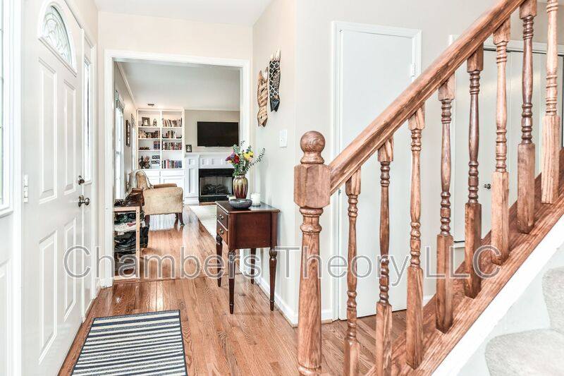 House for rent at 1350 Shallow Ford Rd, Herndon, VA 20170