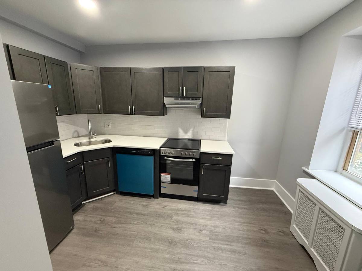 Apartment for rent at 215 W Walnut Lane, Philadelphia, PA 19144