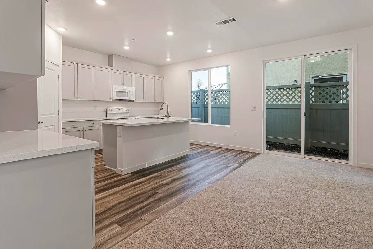 House for rent at 1941 Salzburg Trail, Redding, CA 96003