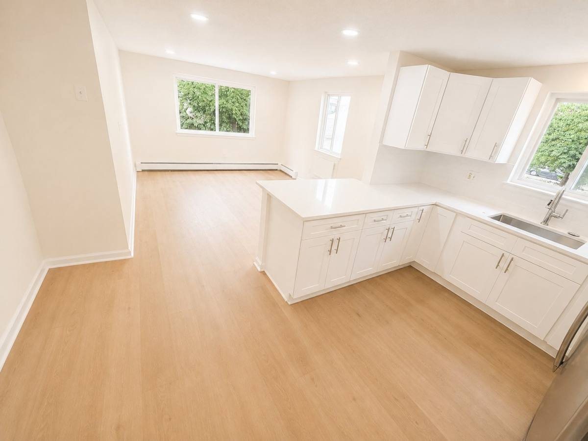 Apartment for rent at 290 Washington St, New Britain, CT 06051