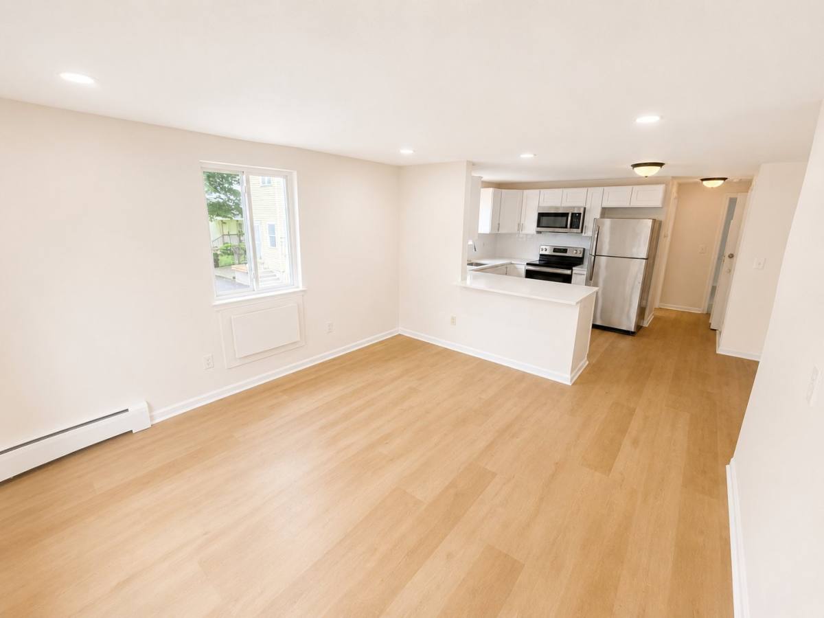 Apartment for rent at 290 Washington St, New Britain, CT 06051