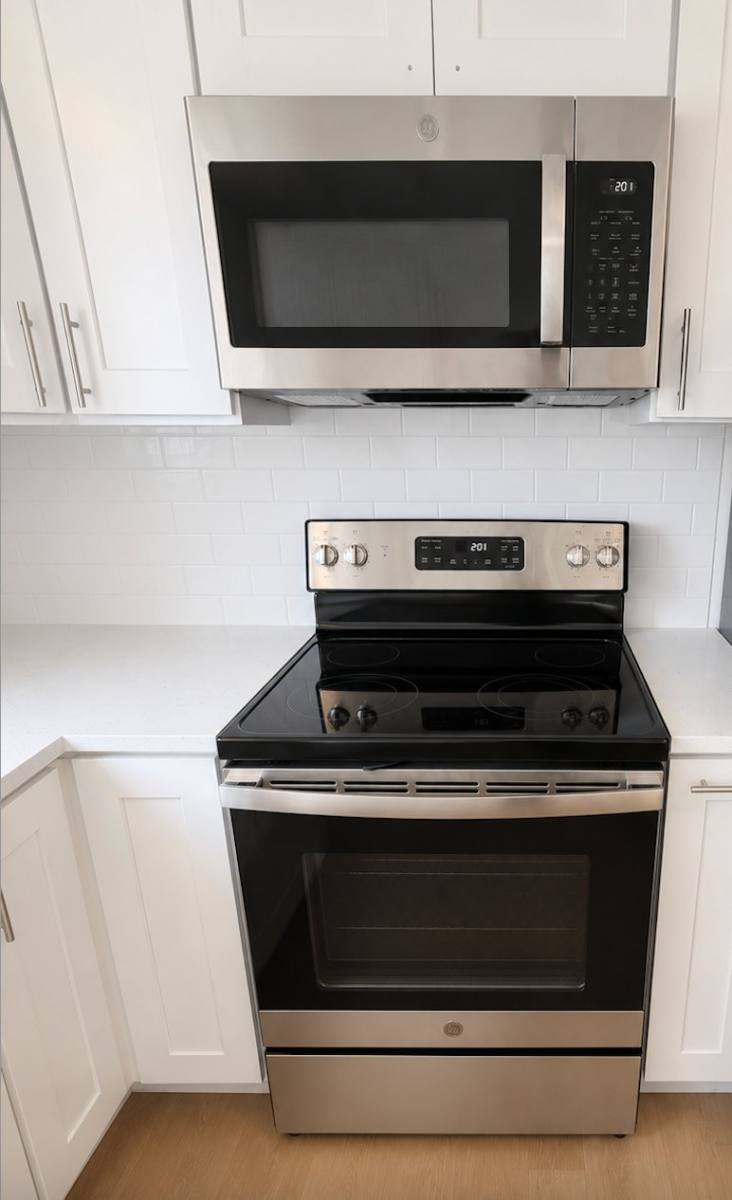 Apartment for rent at 290 Washington St, New Britain, CT 06051