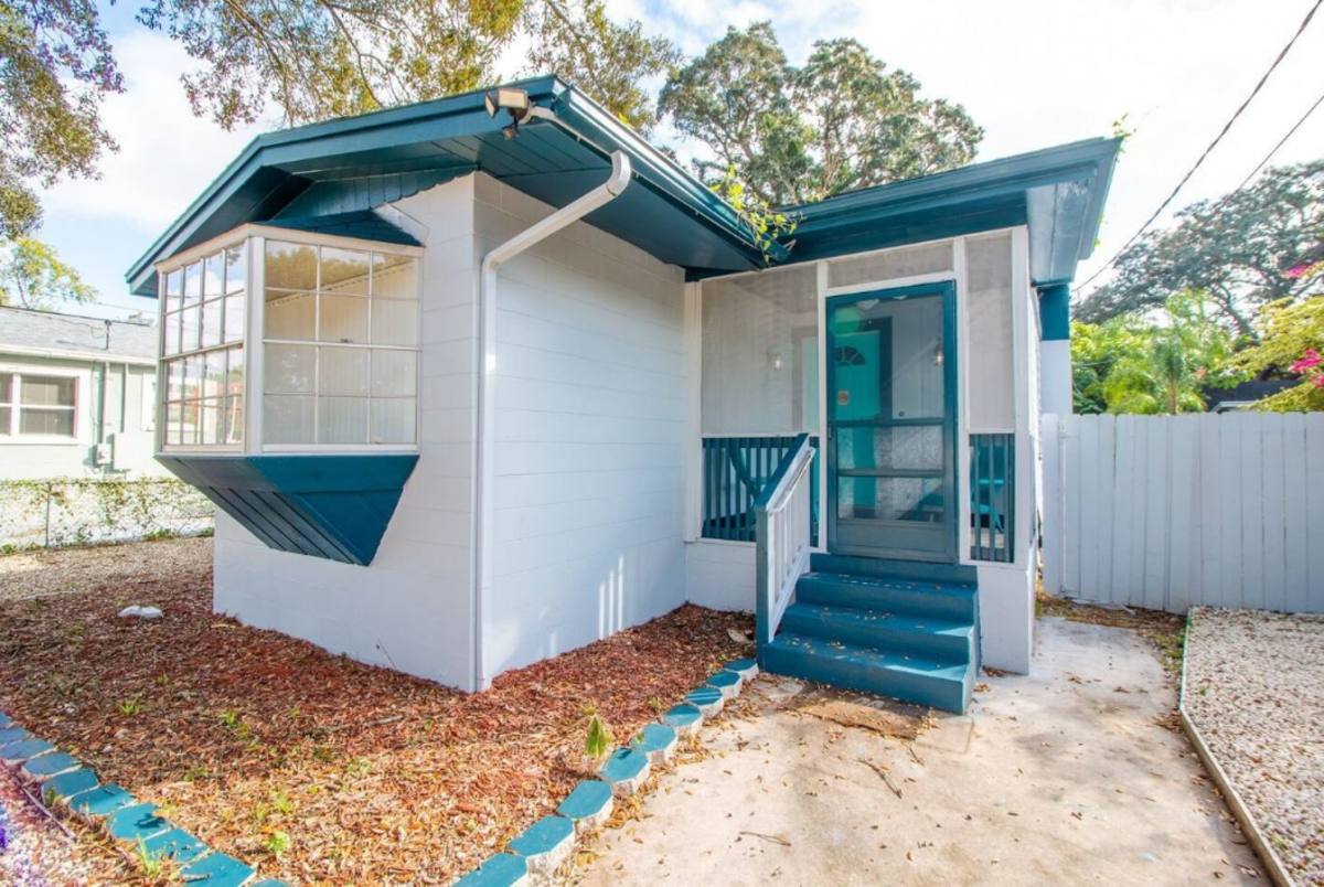 House for rent at 1815 Larkin Ave, Orlando, FL 32812
