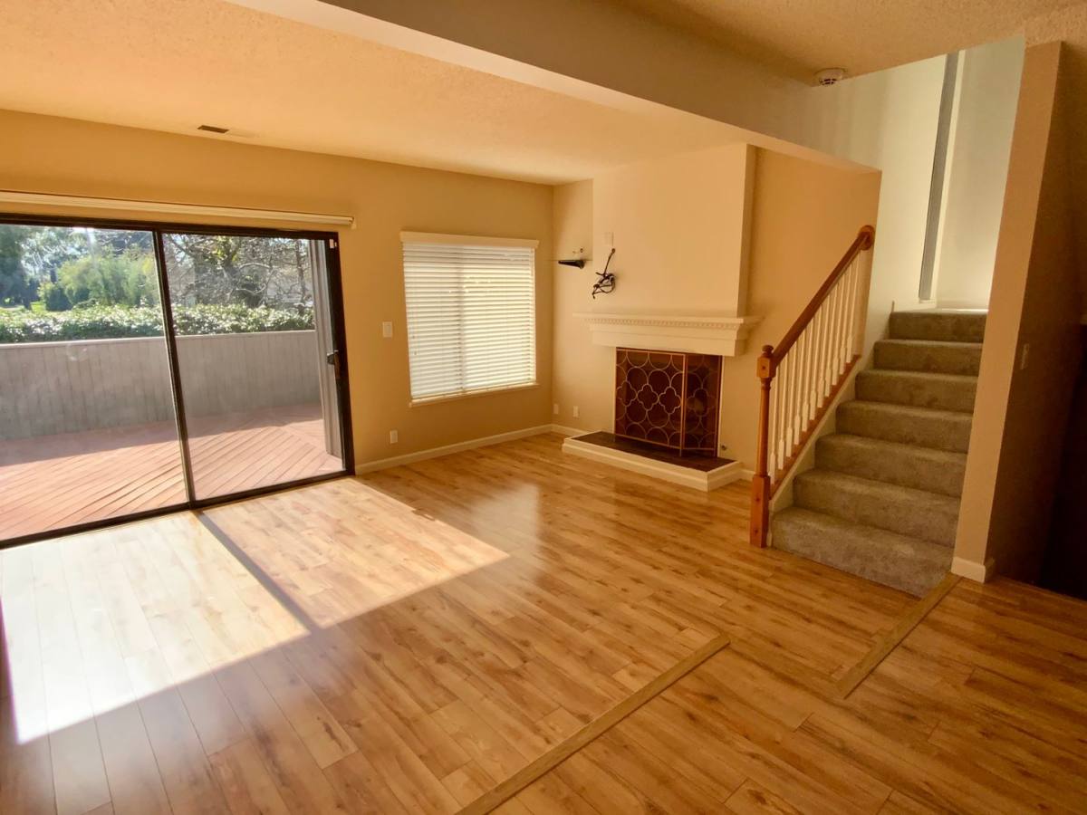 Townhouse for rent at 1098 Azalea Court, Hayward, CA 94541