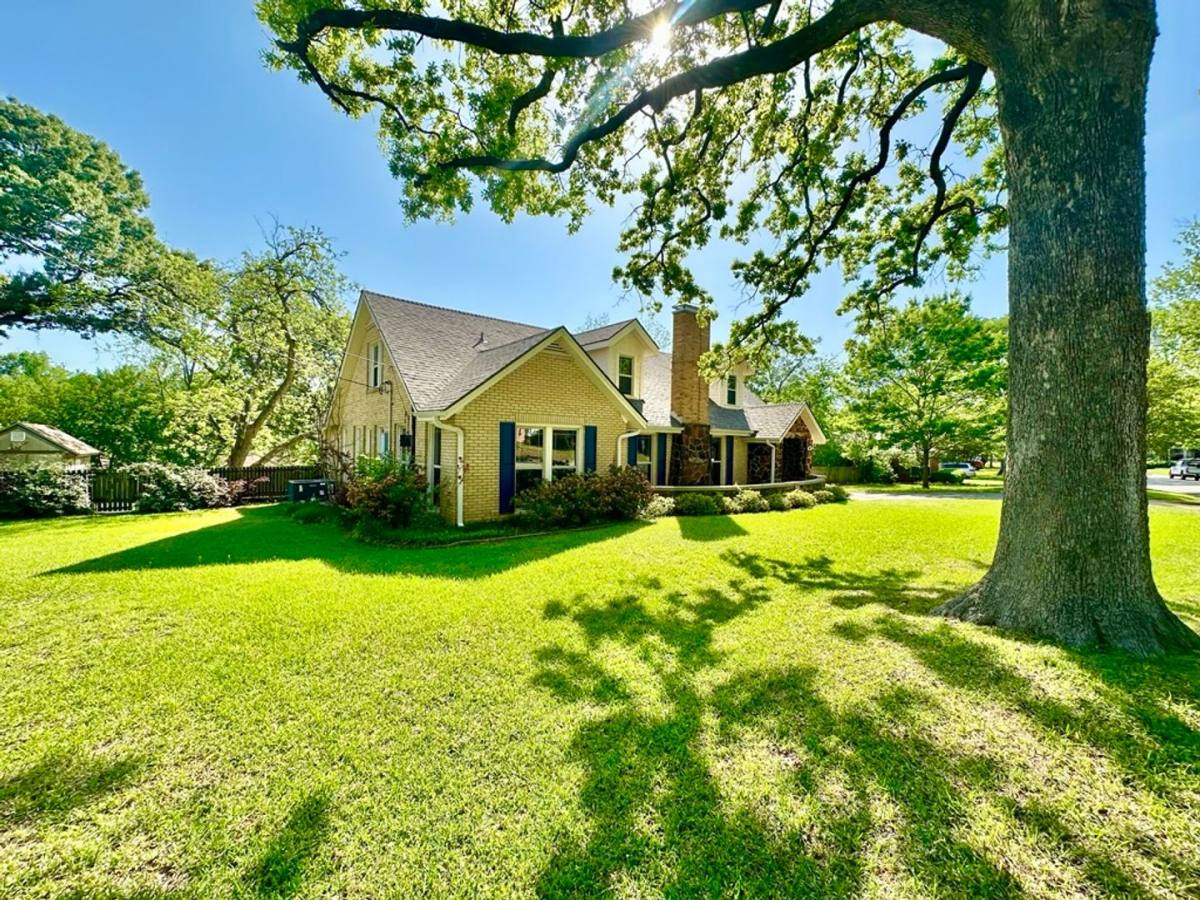 House for rent at 802 Hamvasy Lane, Tyler, TX 75701