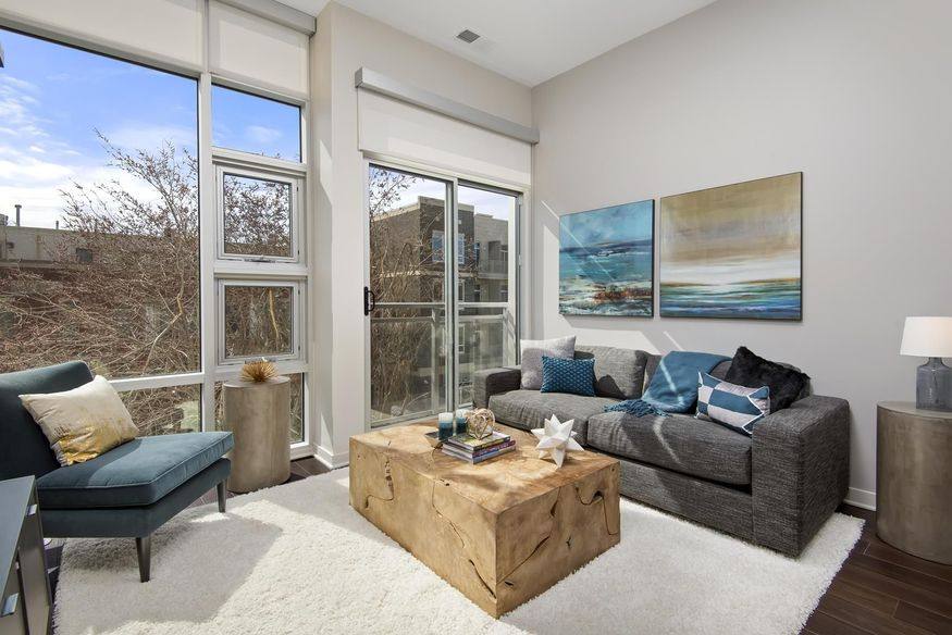 Apartment for rent at 1222 W Madison St, Chicago, IL 60607