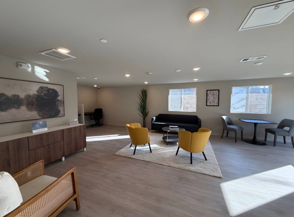 Apartment for rent at 10705 Avalon Blvd, Los Angeles, CA 90016