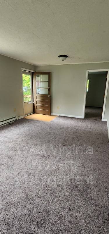 House for rent at 112 Breezemont Lane, Beckley, WV 25801