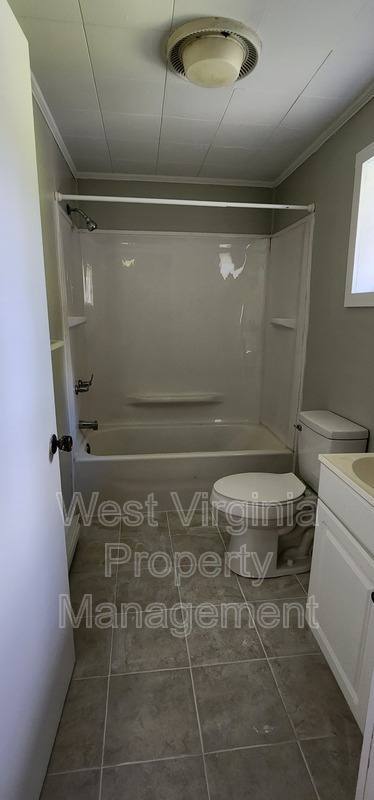 House for rent at 112 Breezemont Lane, Beckley, WV 25801