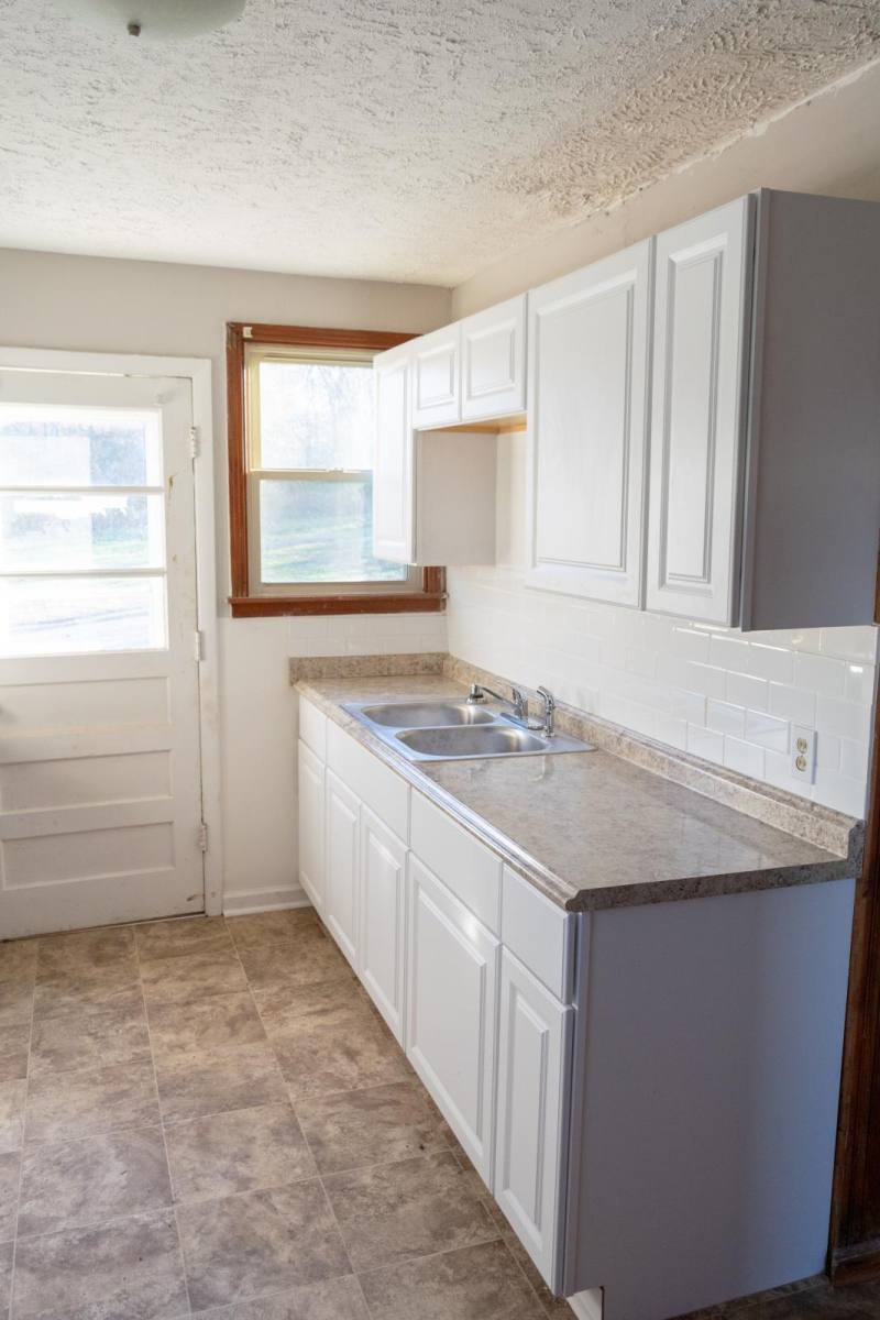 Townhouse for rent at 410-A Ewing Dr, Nashville, TN 37207