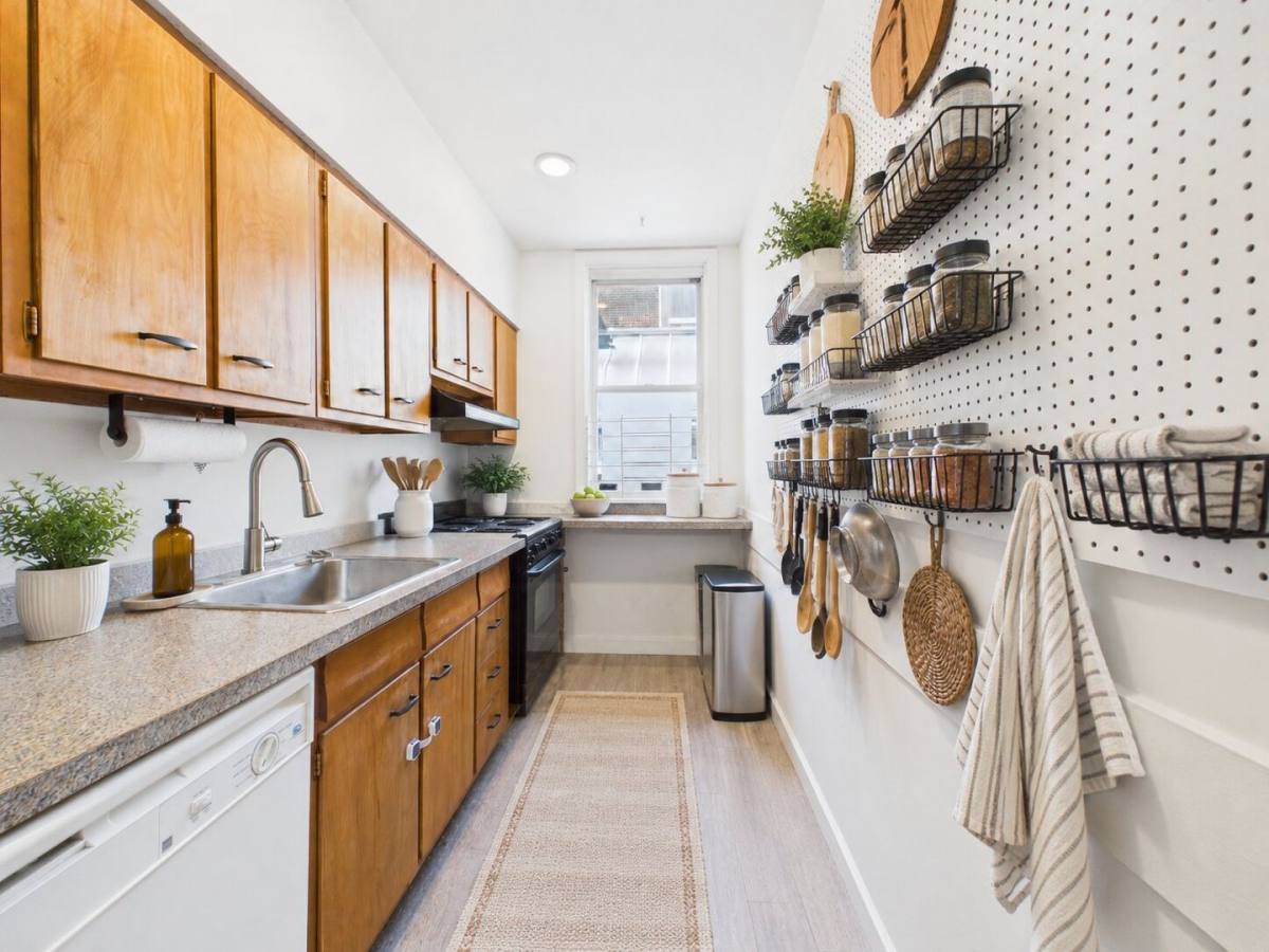 House for rent at 242 Stamper St, Philadelphia, PA 19147