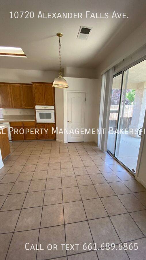 House for rent at 10720 Alexander Falls Ave, Bakersfield, CA 93312