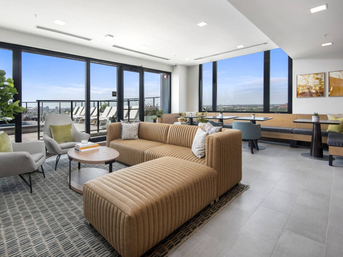 Apartment for rent at 1664 W Division St, Chicago, IL 60622