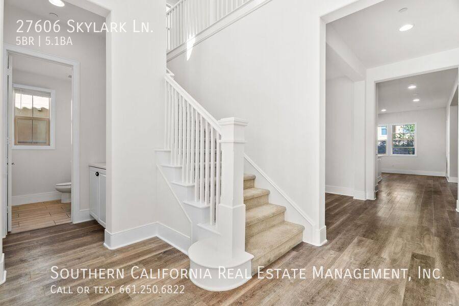 House for rent at 27606 Skylark Lane, Santa Clarita, CA 91350