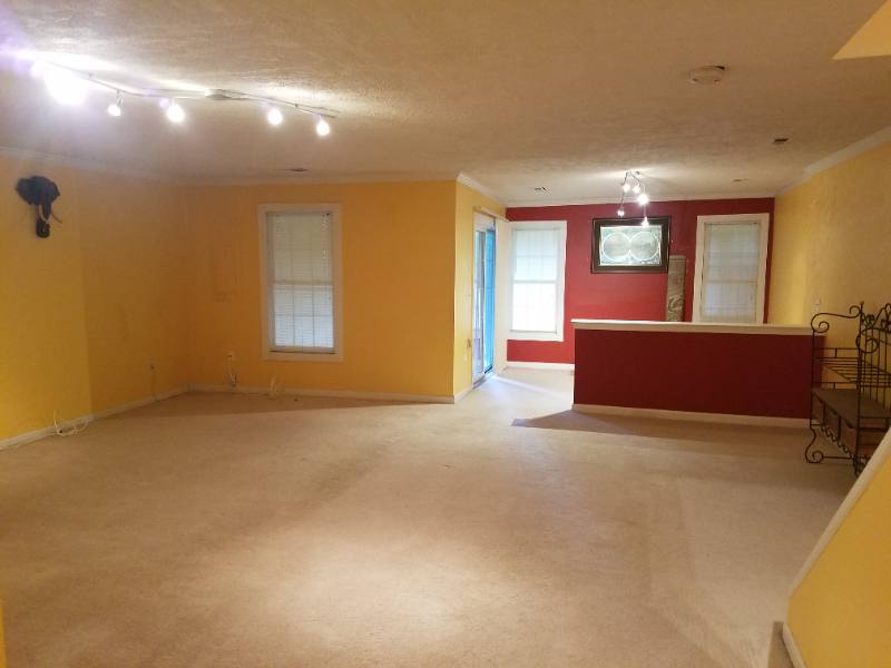 Townhouse for rent at 20945 Sandstone Square, Sterling, VA 20165