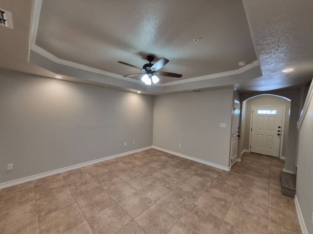 Townhouse for rent at 6406 Luglio Lane, San Antonio, TX 78233