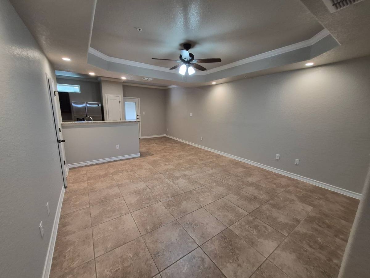Townhouse for rent at 6406 Luglio Lane, San Antonio, TX 78233