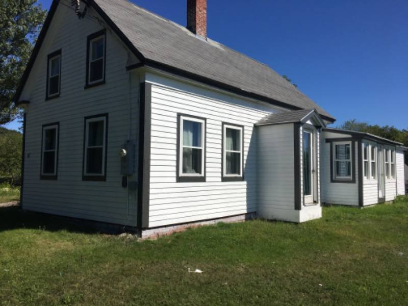House for rent at 367 Gardiner Rd, Wiscasset, ME 04578