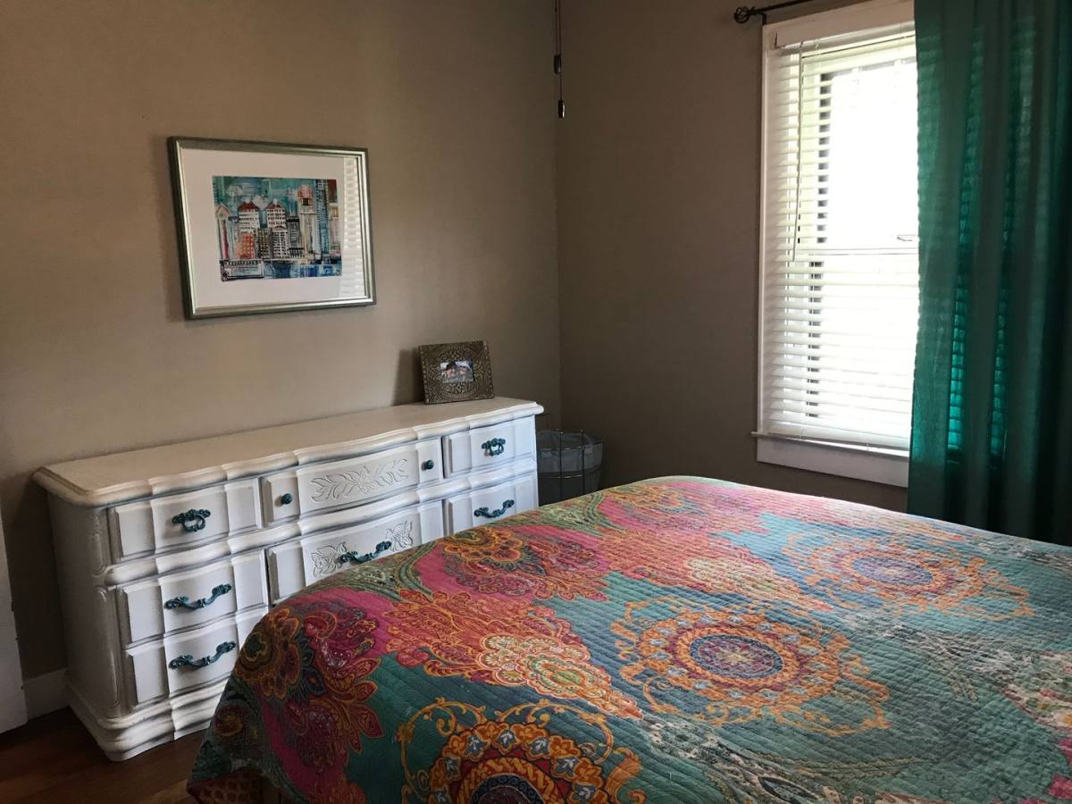 House for rent at 1109 Julia Ave, Louisville, KY 40204