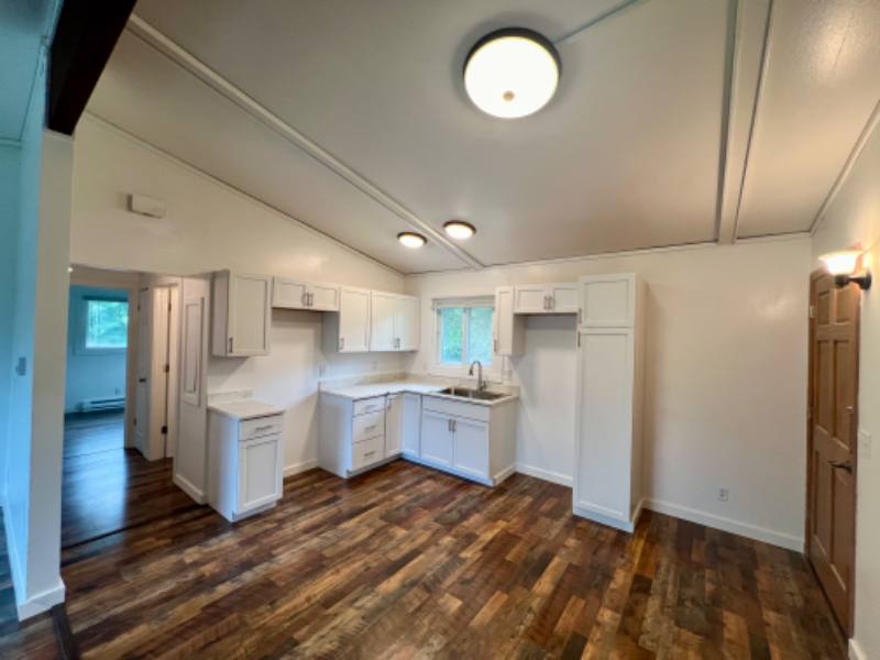 Apartment for rent at 124 Cherry Ave #3, Manitowoc, WI 54220