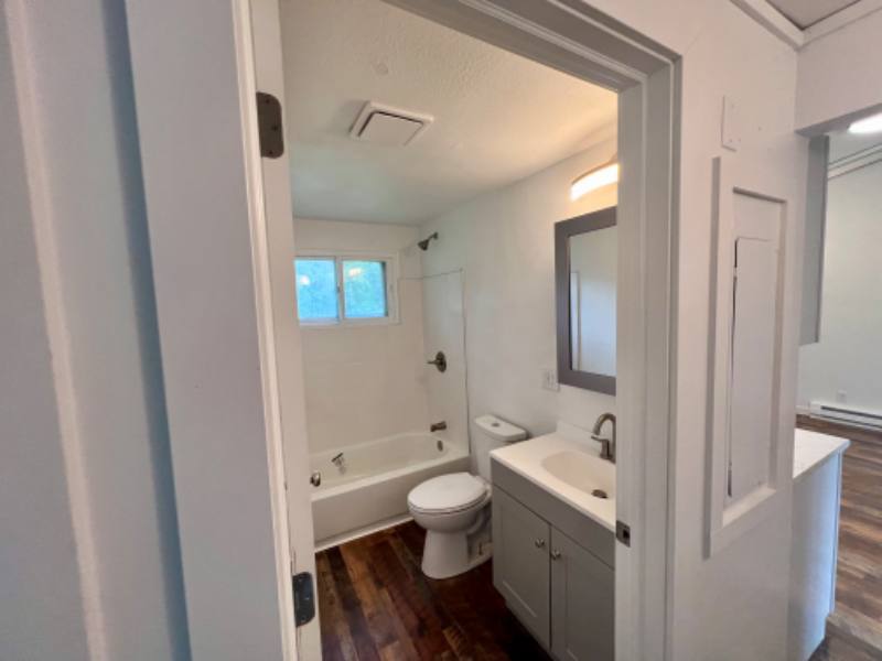 Apartment for rent at 124 Cherry Ave #3, Manitowoc, WI 54220