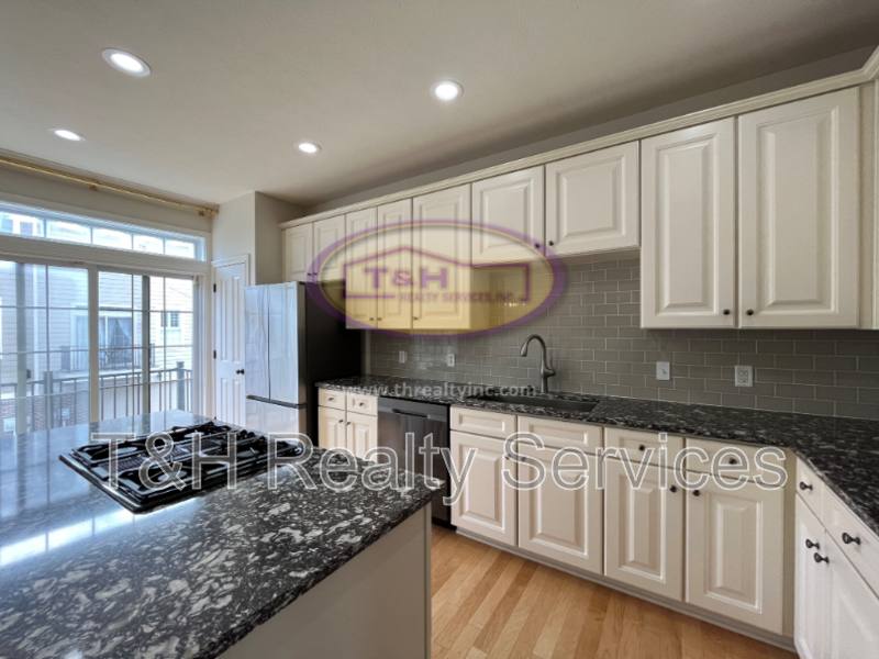 Townhouse for rent at 368 Firehouse Place, Indianapolis, IN 46204