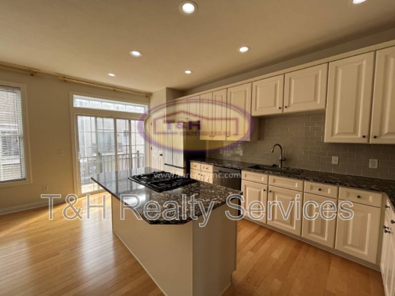 Townhouse for rent at 368 Firehouse Place, Indianapolis, IN 46204