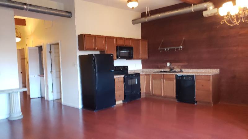 Apartment for rent at 915 Decatur St #F, New Orleans, LA 70116
