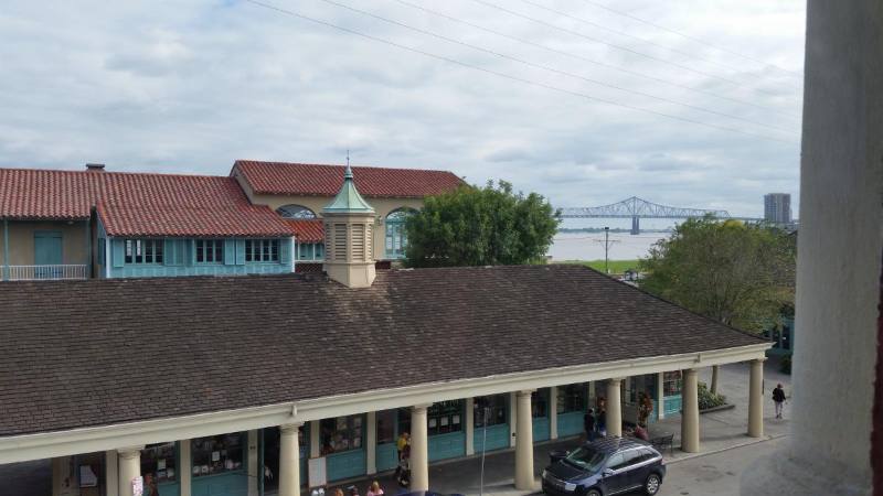 Apartment for rent at 915 Decatur St #F, New Orleans, LA 70116