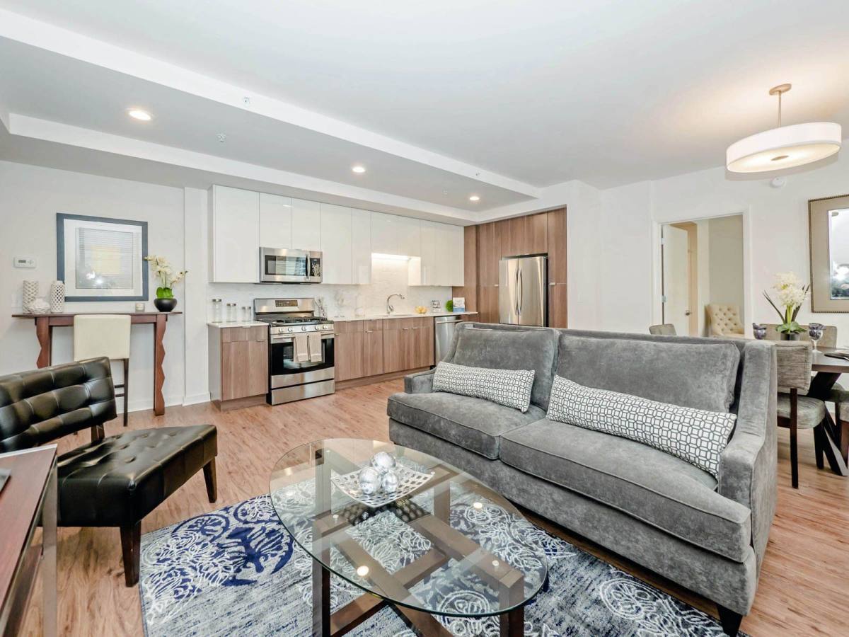 Apartment for rent at 707 N Wells, Chicago, IL 60654