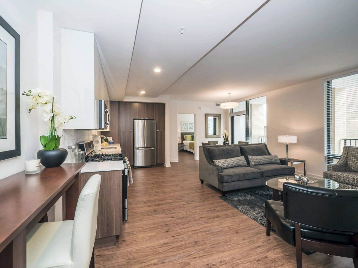 Apartment for rent at 707 N Wells, Chicago, IL 60654