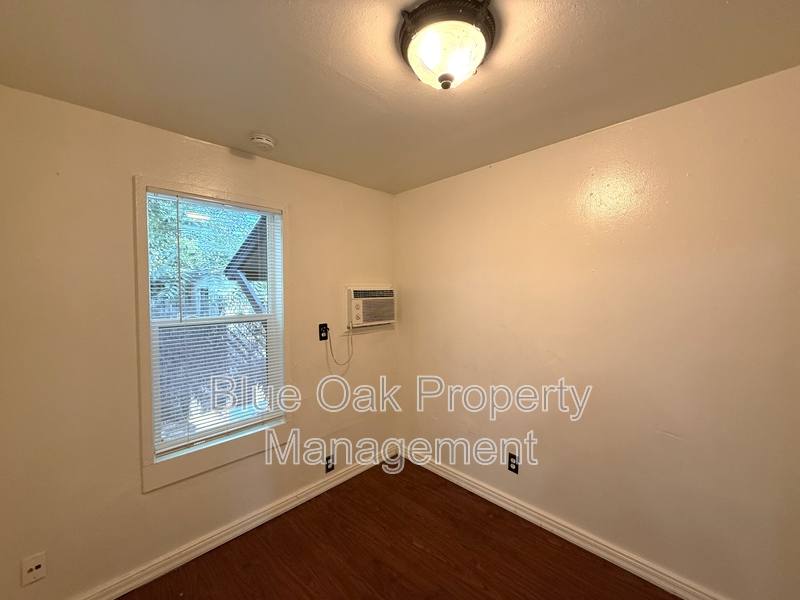 Apartment for rent at 422 W 17th St, Chico, CA 95928