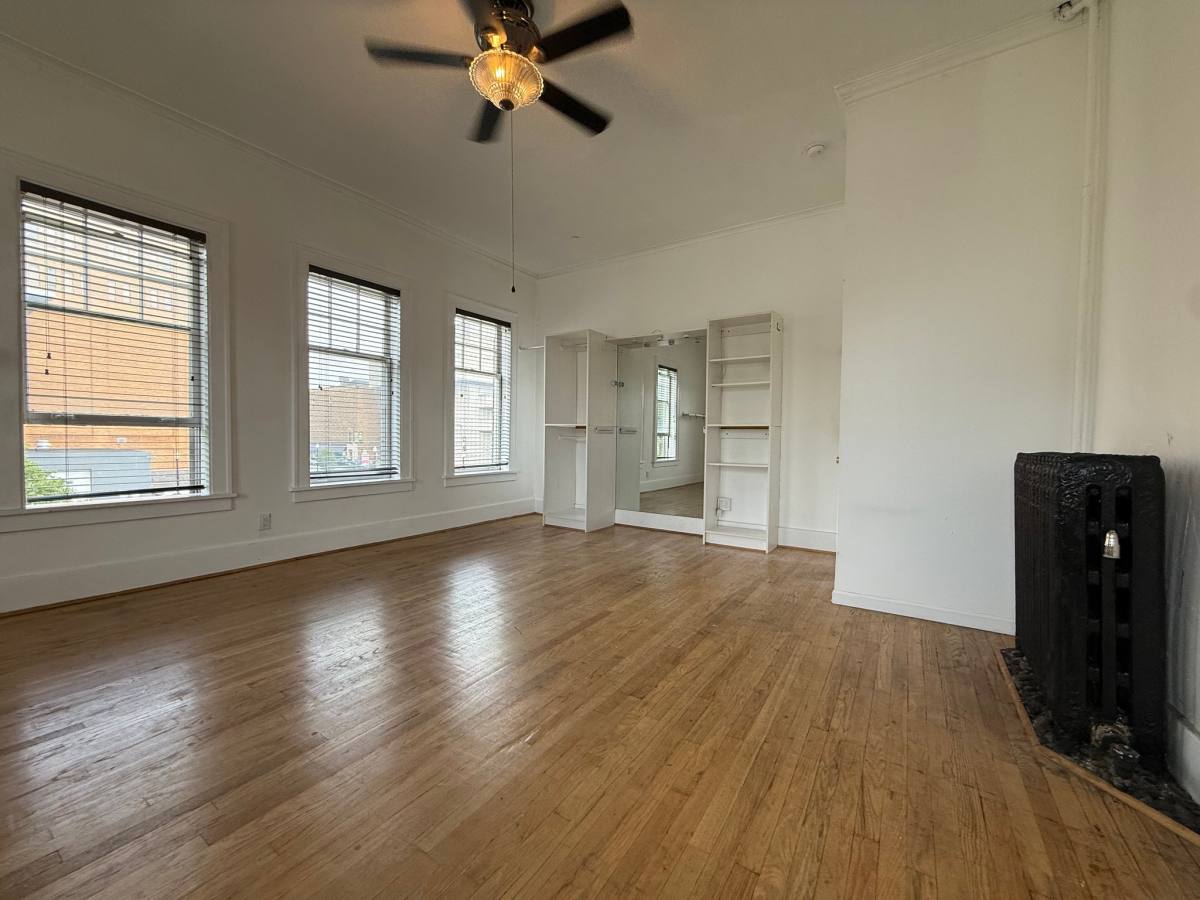 Apartment for rent at 346 S Rose St #H, Kalamazoo, MI 49007
