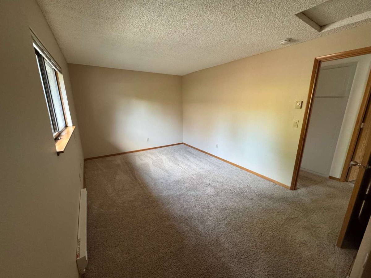 Apartment for rent at 6651 E Burnside, Portland, OR 97215