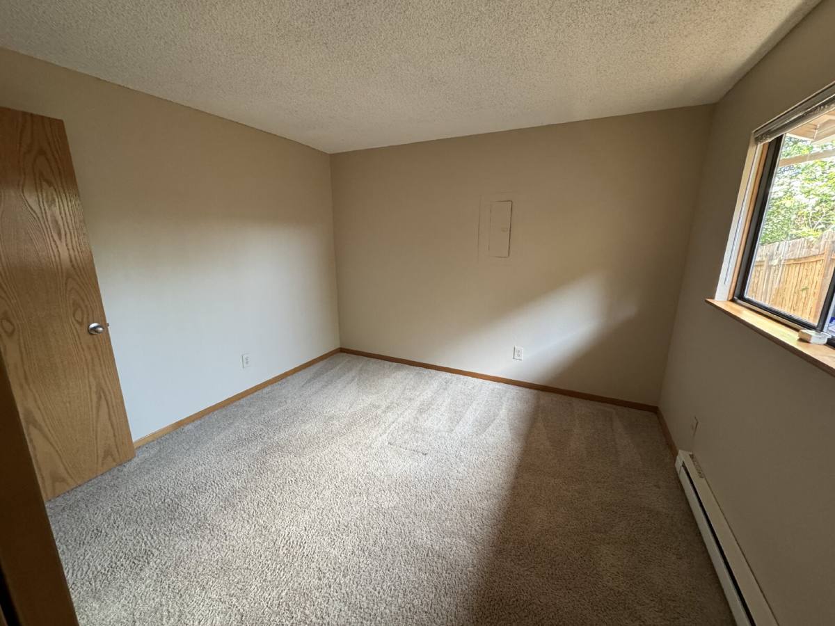 Apartment for rent at 6651 E Burnside, Portland, OR 97215