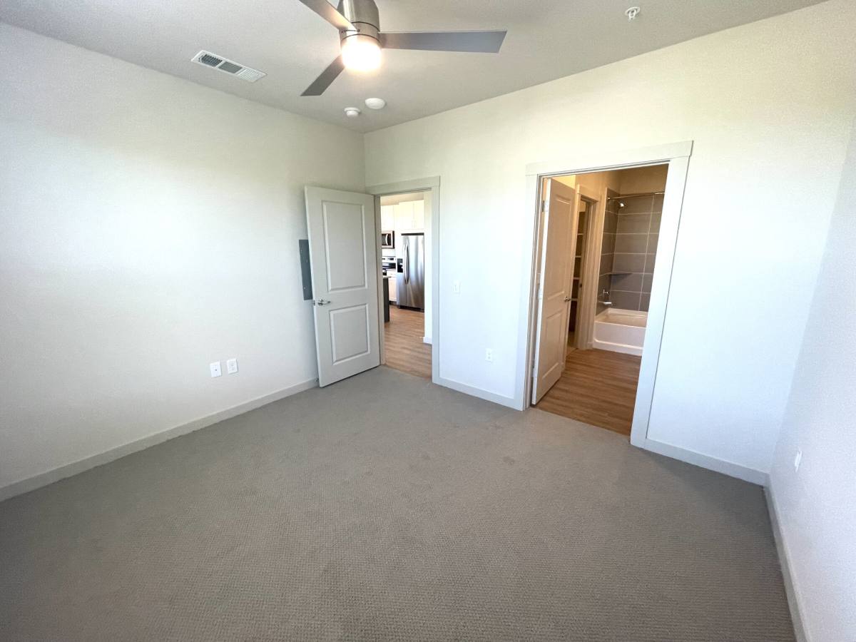 Apartment for rent at 3751 N Central Expressway, McKinney, TX 75071