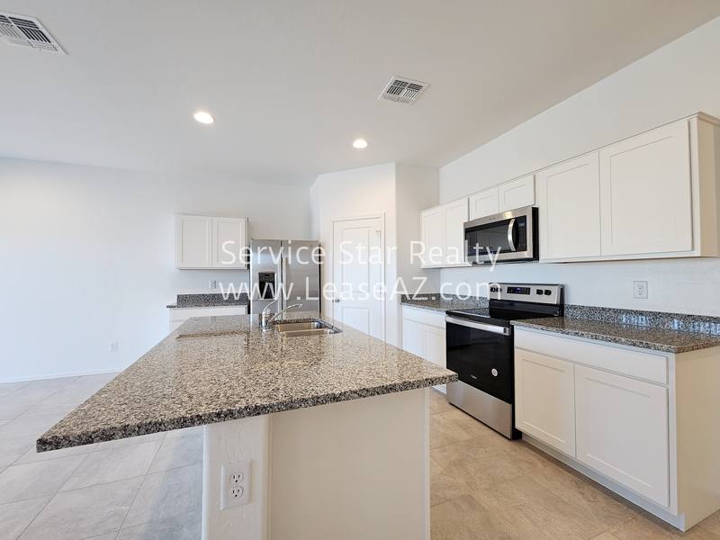 House for rent at 1167 W Del Monte Place, Casa Grande, AZ 85122