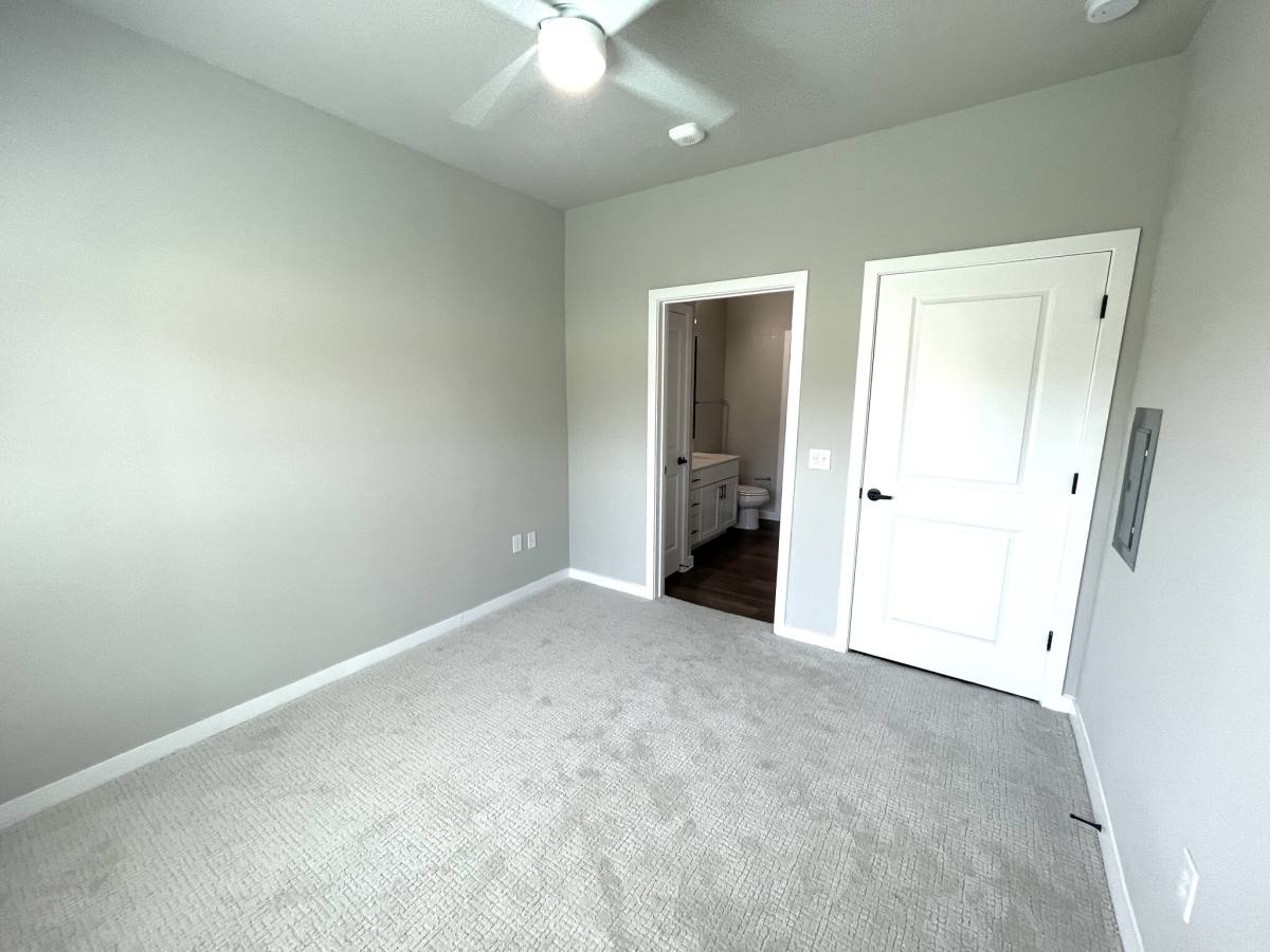 Apartment for rent at 6901 County Rd, Round Rock, TX 78665