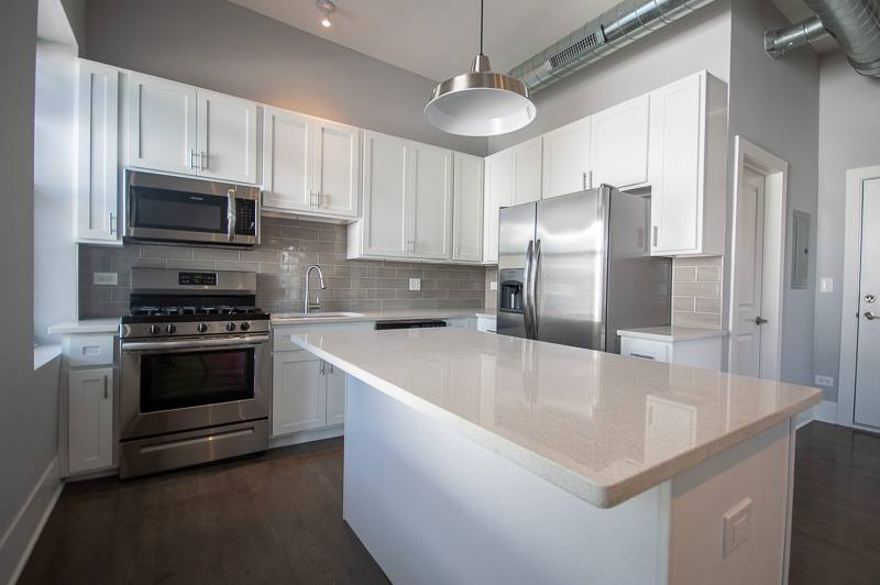 Apartment for rent at 1044 W 18th St, Chicago, IL 60608