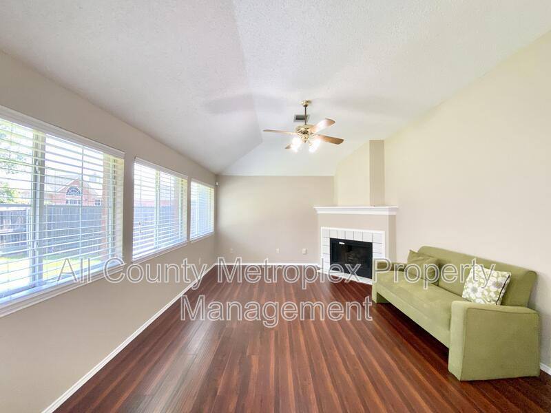 House for rent at 813 Snapdragon Lane, Plano, TX 75075