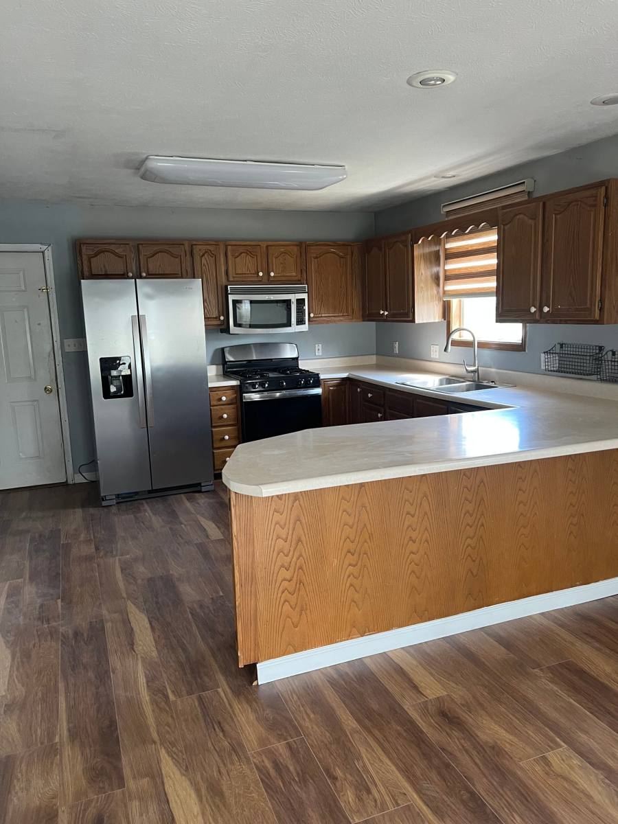 House for rent at 17 Bittersweet, Chatham, IL 62629