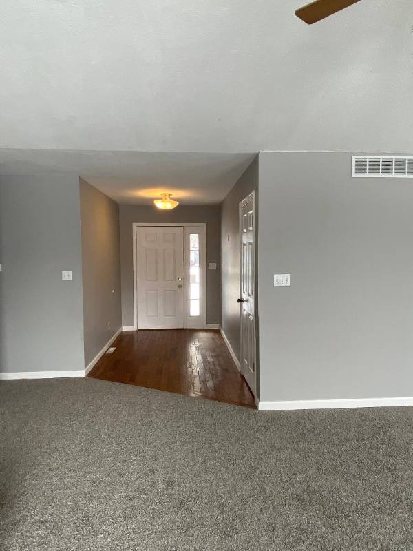 House for rent at 17 Bittersweet, Chatham, IL 62629